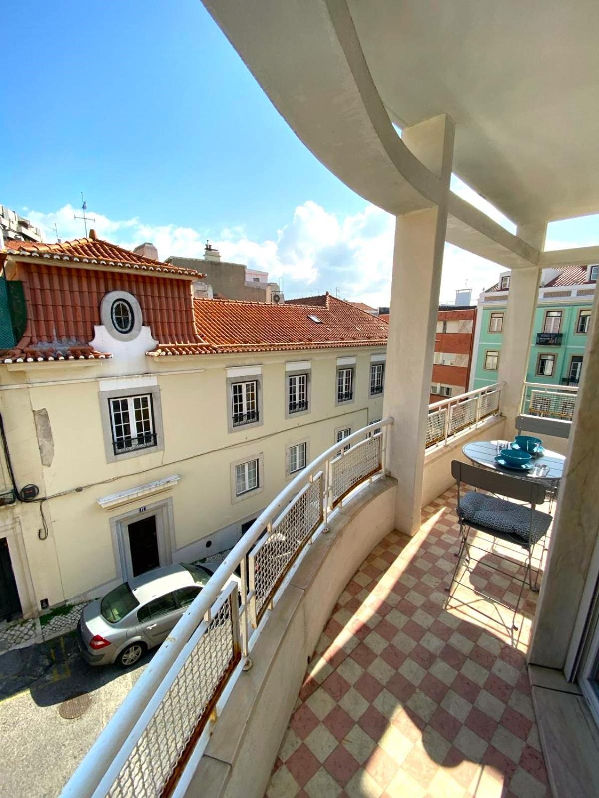 Lejlighed Sunny With A Balcony